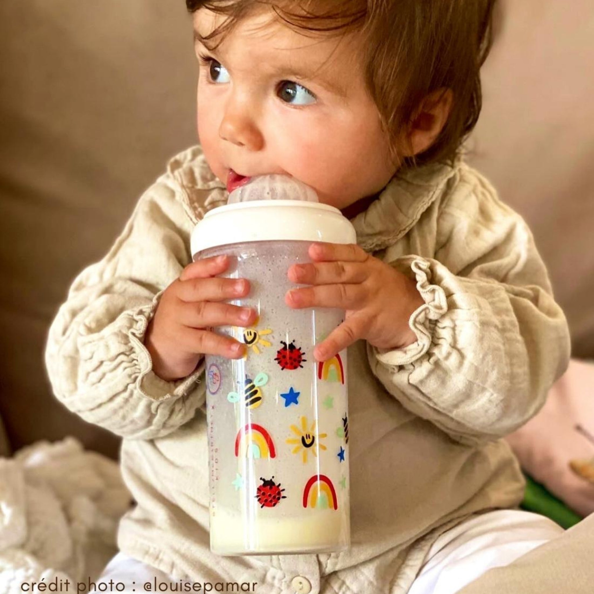 Biberon pour bébé fabriqué en France avec jolis motifs colorés