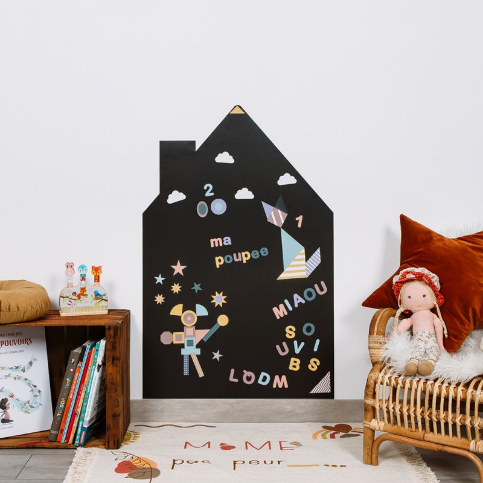 Tableau aimanté en forme de maison pour chambre enfant